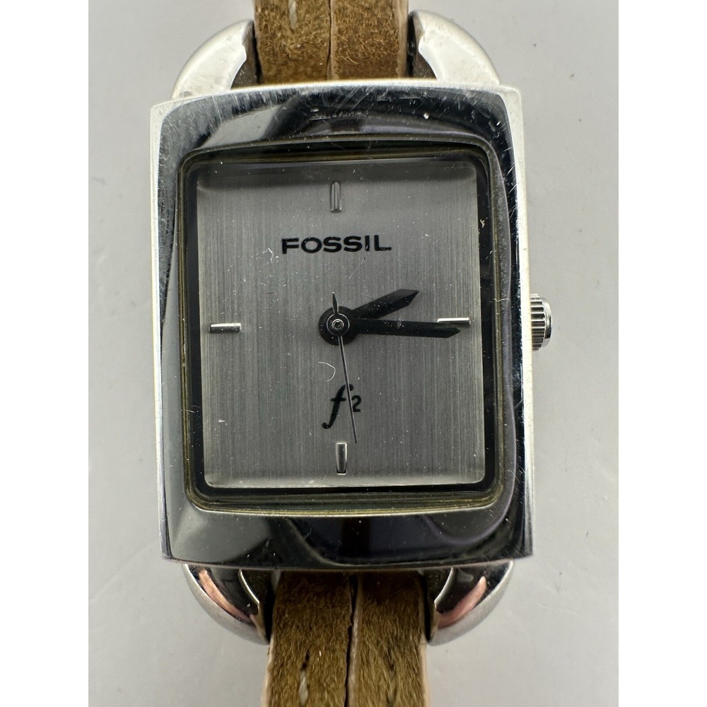 Fossil ES-9855 Ladies Watch New Battery 17MM 6.5" Leather Band A76